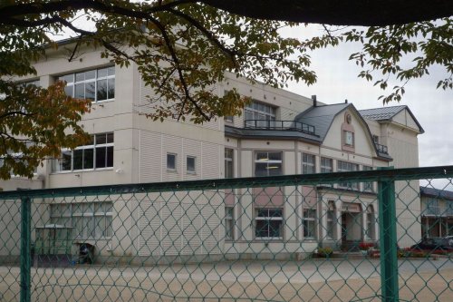 小学校　盛岡市立仙北小学校（小学校）まで1437m