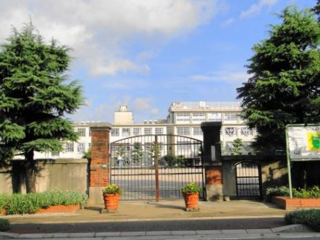 小学校　福岡市立箱崎小学校（小学校）まで396m