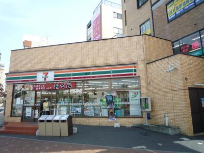 コンビニ　セブンイレブン西小倉駅前店（コンビニ）まで100m