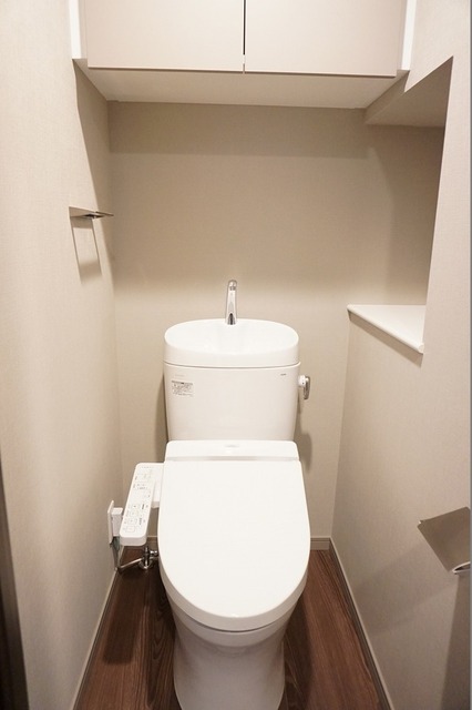 トイレ　（９０４号室の写真）