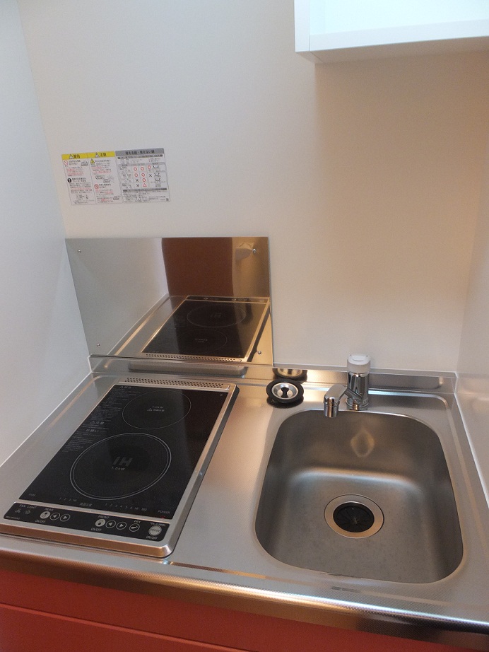 キッチン　キッチン下収納が豊富。