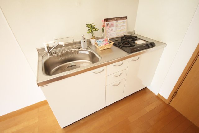 キッチン　きれいなキッチンです