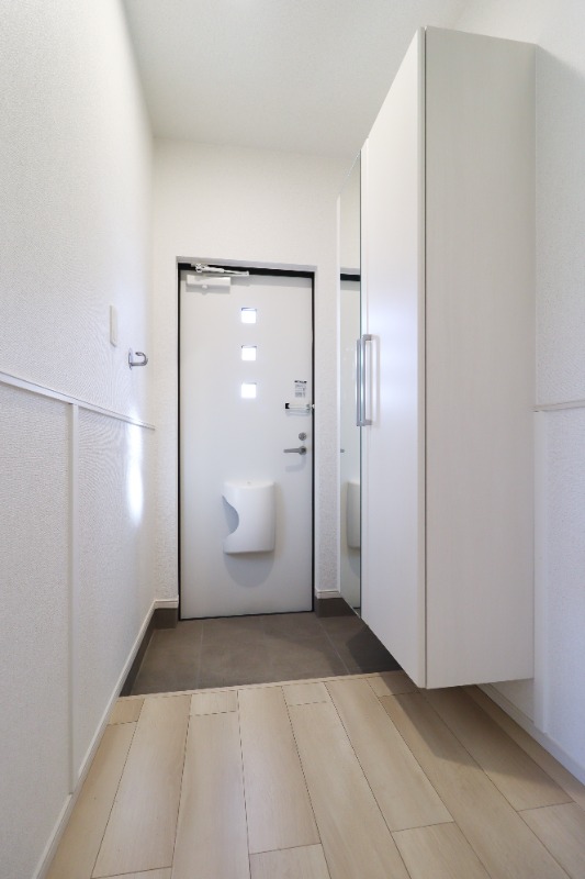 玄関　図面と現状に相違がある場合には現状を優先