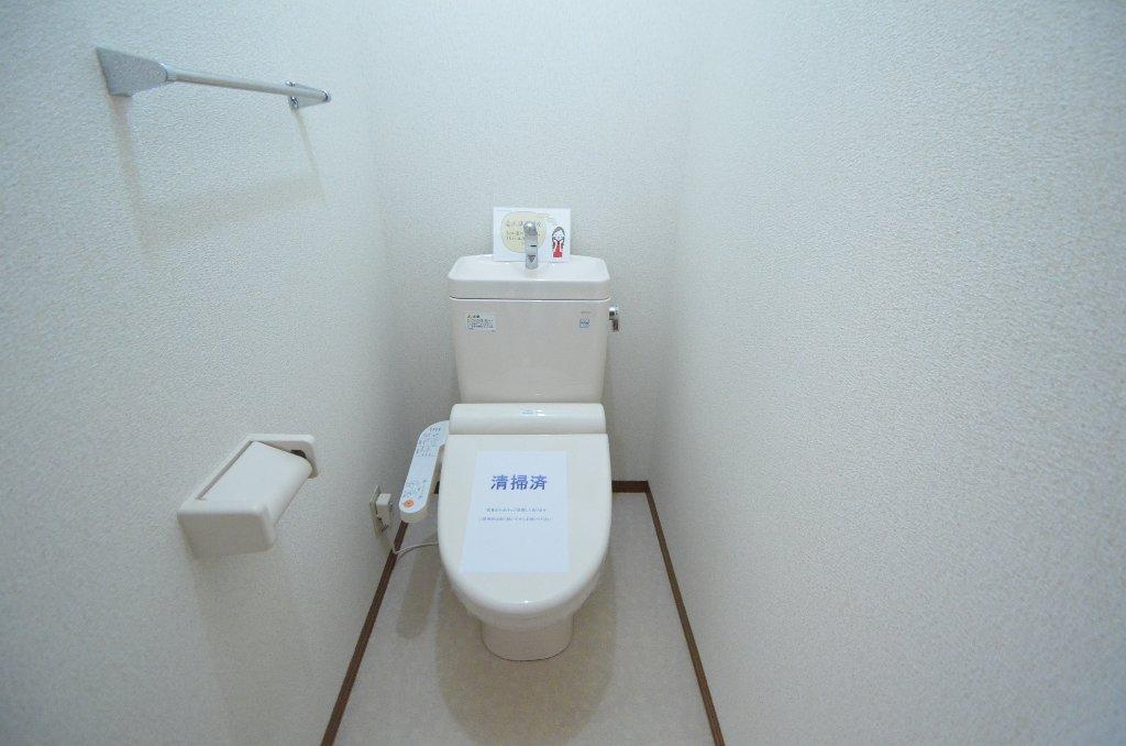 トイレ　シャワー付トイレ