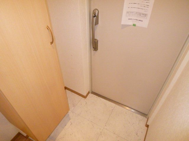 玄関　玄関です。