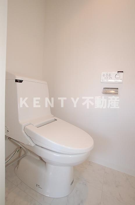 トイレ　落ち着いたトイレです