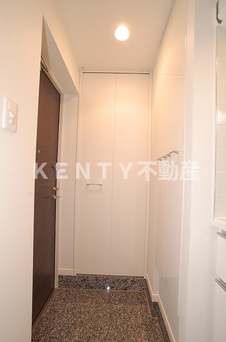 玄関　落ち着いた玄関です