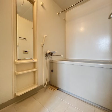 バス・シャワールーム　同仕様タイプです