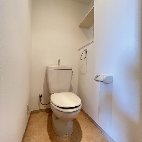 トイレ　同仕様タイプです