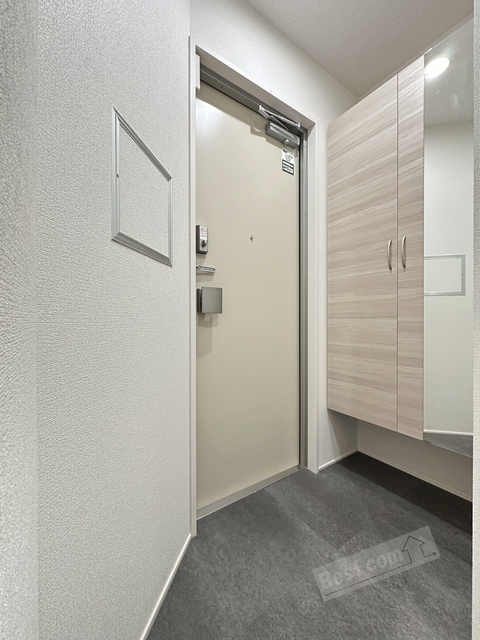 玄関　姿見付きシューズクローゼット♪