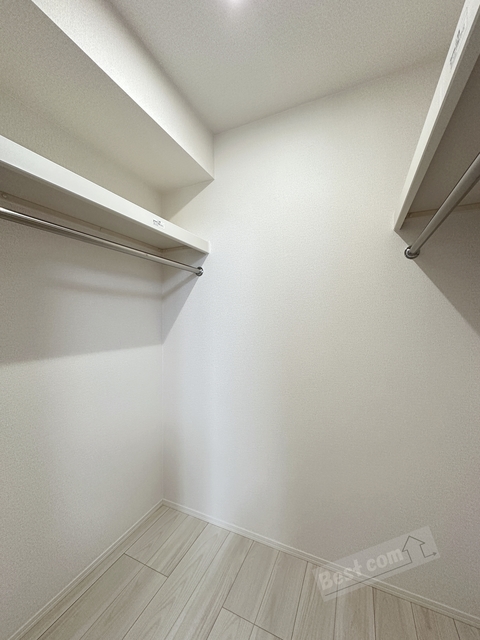 収納　大容量のウォークインクローゼット付き♪