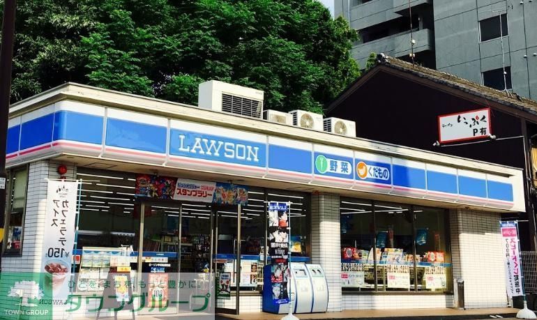 コンビニ　ローソン中川松重町店（コンビニ）まで420m