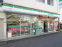 コンビニ　ファミリーマートマツマル柏店（コンビニ）まで879m