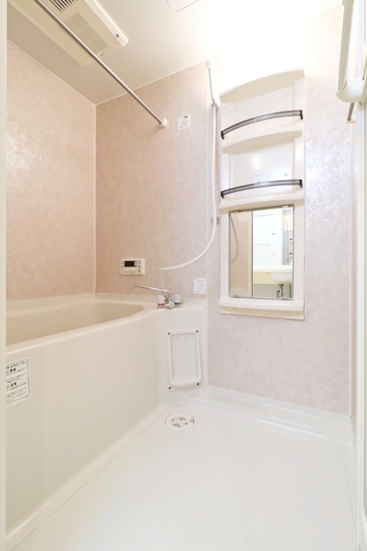 バス・シャワールーム　図面と現状に相違がある場合には現状を優先