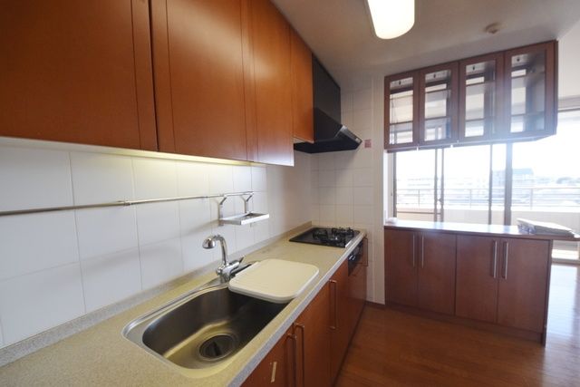 キッチン　お問い合わせはタウンガウジンまで