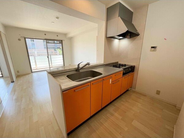 キッチン　洗面所・脱衣所