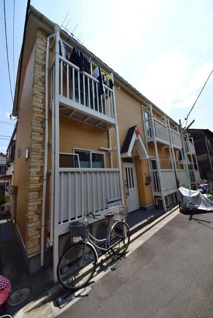 建物外観　周辺は閑静な住宅街です