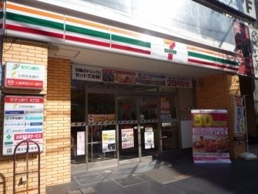 コンビニ　セブンイレブン三河島駅前店（コンビニ）まで402m