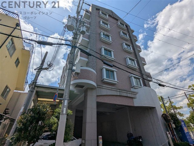 建物外観　オートロック・防犯カメラ付きで安心♪