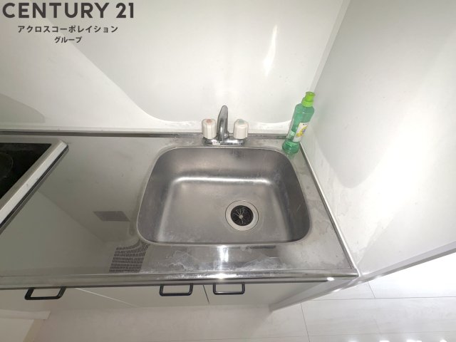 洗面設備　見出し並みを整える洗面台です