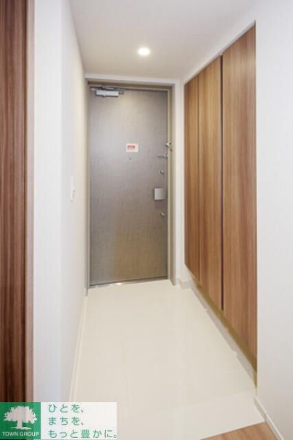 玄関　お部屋探しは株式会社　タウンハウジング　までお気軽にお問合…