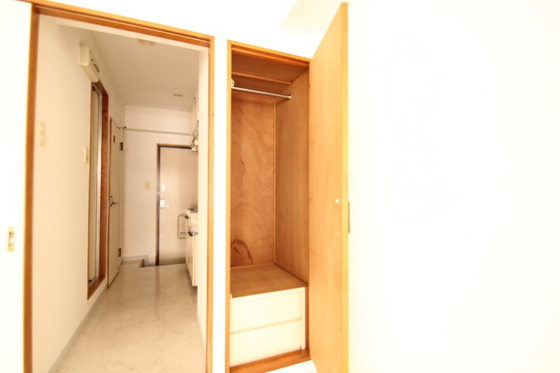 収納　※別部屋の写真です