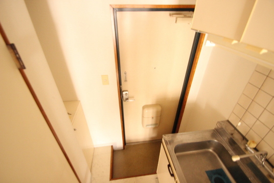 玄関　※別部屋の写真です