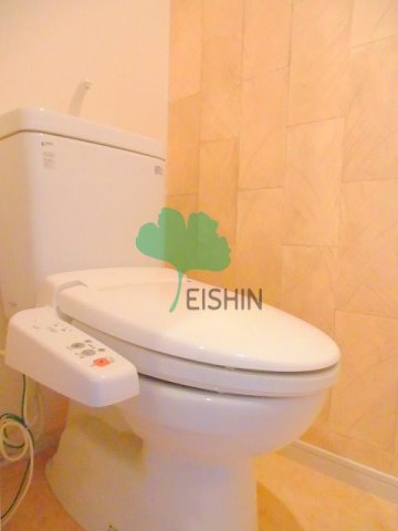 トイレ　清潔感のあるトイレです。