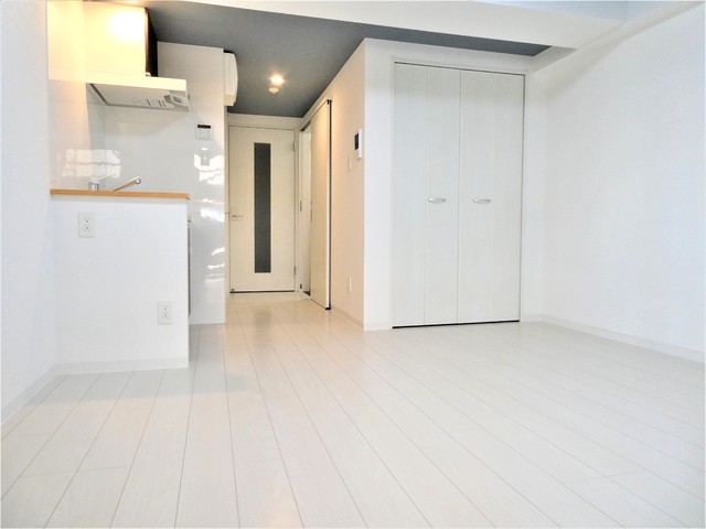 その他部屋・スペース　★白を基調とした明るいお部屋です★※同間取り参考写真