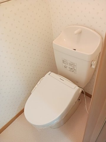 トイレ　シンプルで使いやすいトイレです