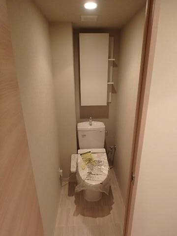 トイレ　温水洗浄便座