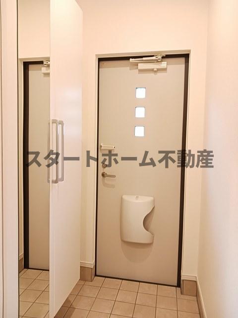 玄関　シンプルで使いやすい玄関です