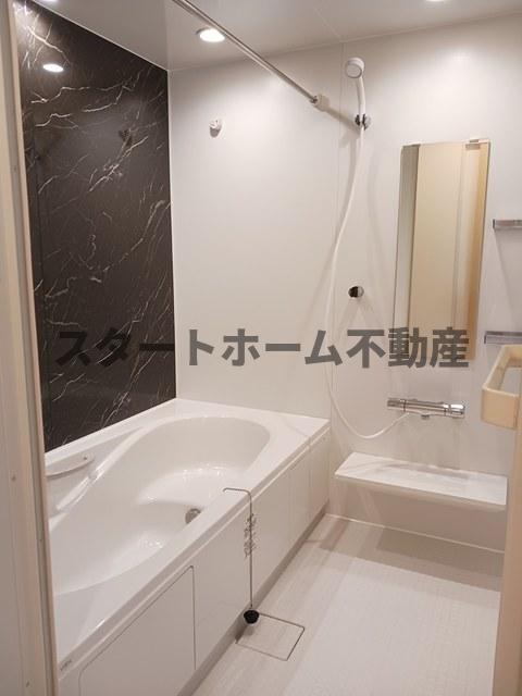 バス・シャワールーム　お風呂です