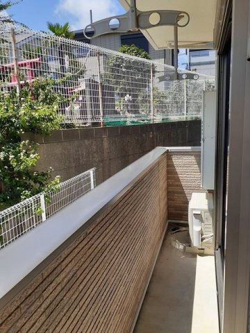 バルコニー　落ち着いた時間を過ごせるバルコニーです