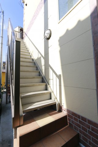 エントランス　同タイプ参考写真です。