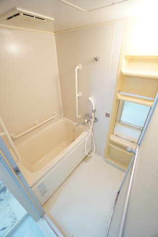 バス・シャワールーム　※同物件の写真です。
