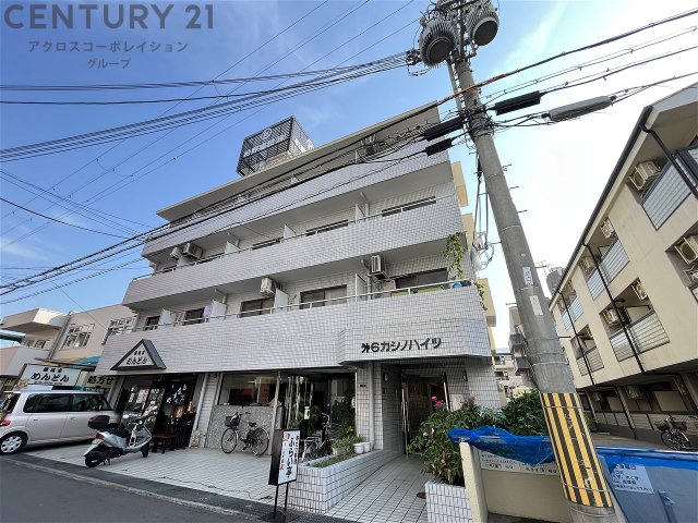 建物外観　居住者専用のごみ置き場があります♪