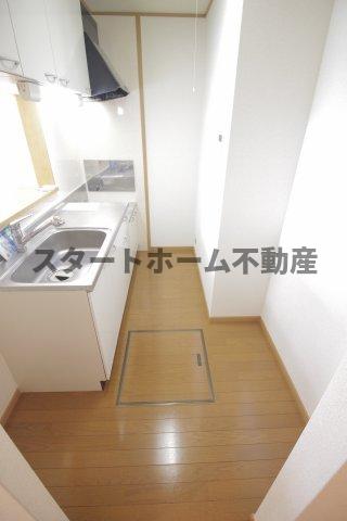 キッチン　コンパクトなキッチンで掃除もラクラク