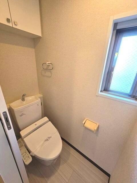 トイレ　※同物件参考写真