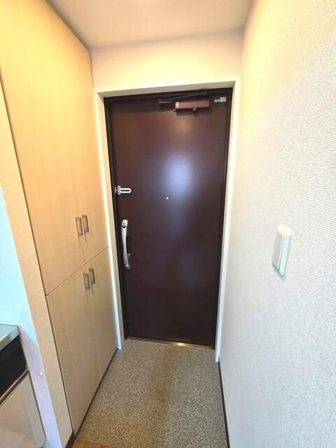 玄関　※同物件参考写真