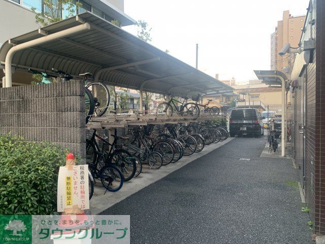 駐車場　駐輪場