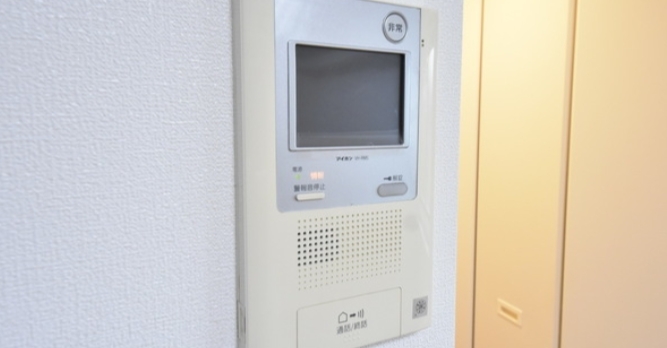 セキュリティ　☆モニター付きインターホン☆
