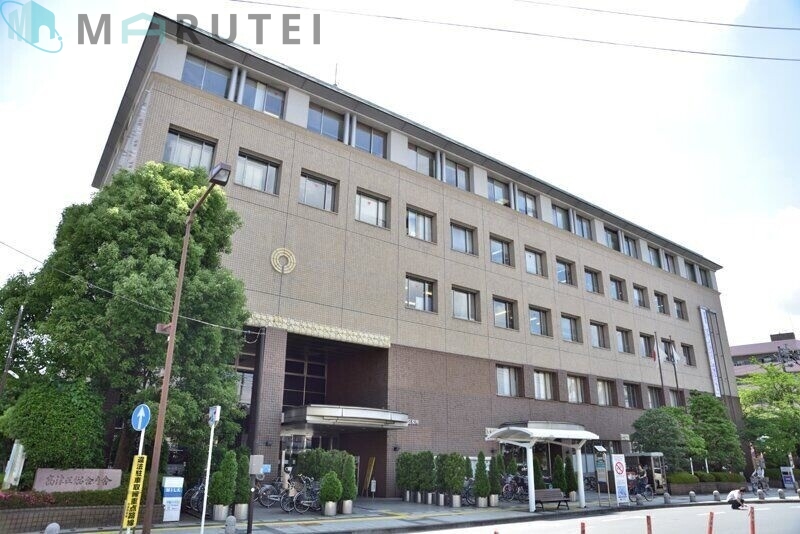 役所　川崎市高津区役所（役所）まで546m