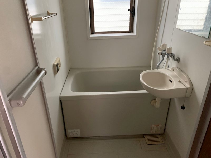 バス・シャワールーム　別部屋参考写真