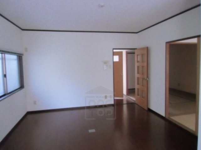田中マンションの居間写真