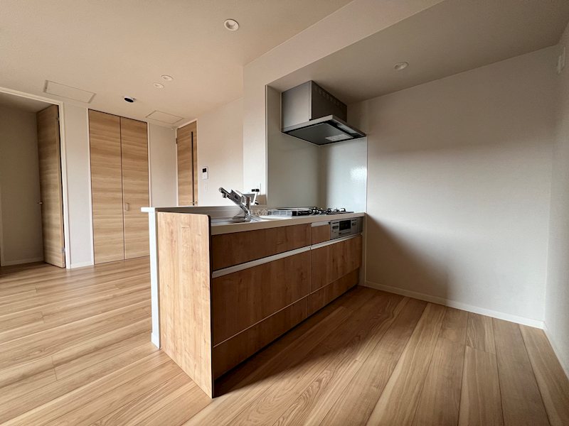 キッチン　同タイプの他の部屋の写真です。