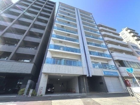建物外観　オートロック完備
