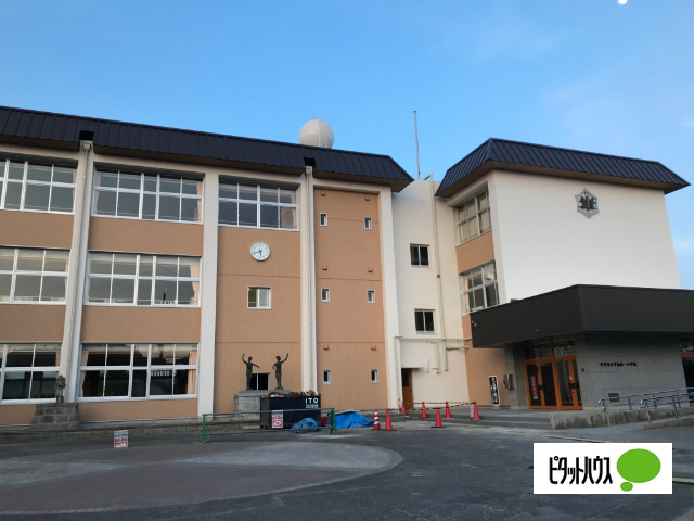 小学校　甲賀市立甲南第一小学校（小学校）まで1557m