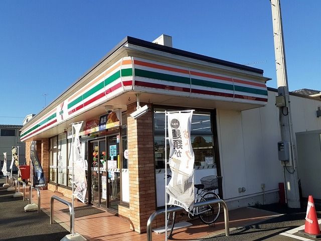 コンビニ　セブンイレブン 入間店（コンビニ）まで350m