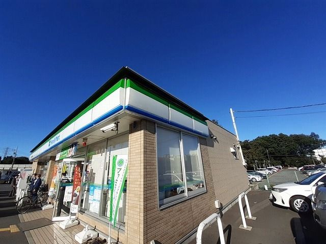 コンビニ　ファミリーマート 入間武蔵工業（コンビニ）まで500m